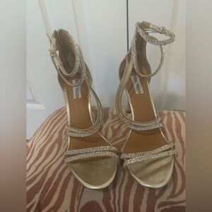 Steve Madden Glittering Gold Heels